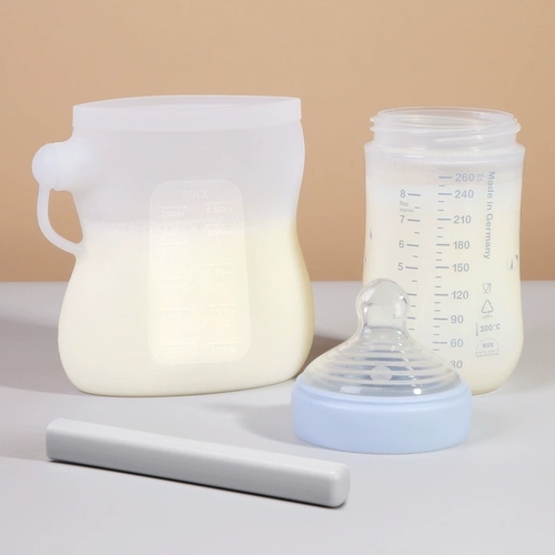 Últimas noticias de la empresa sobre Bolsas de leche materna de silicona premium – Reutilizables, no tóxicas, seguras para bebés, para almacenar leche materna en casa, viajes y madres que extraen leche