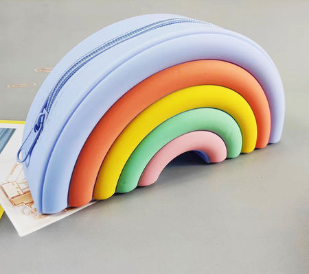 Un buen precio. Rainbow Pop hombro bolso Fidget juguetes bolso sensorial silicona Nube del arco iris mochila para niñas Casilla de lápiz de lápiz para niños regalos en línea