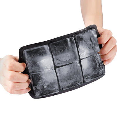 Un buen precio. bandeja de cubo de hielo, grandes moldes de cubo de hielo para su fácil liberación, bandeja de cubo de hielo de silicona con tapa para congelar, bandeja de hielo cuadrada apilable para cócteles whisky jugo café en línea