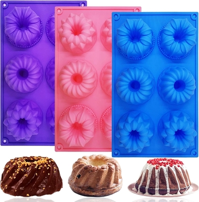 Un buen precio. La torta práctica del silicón del chocolate moldea no tóxico multifuncional en línea