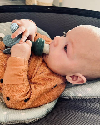 Un buen precio. No maniquí hermético del alimentador de la fruta del resbalón, silicón libre ligero Teether de BPA en línea