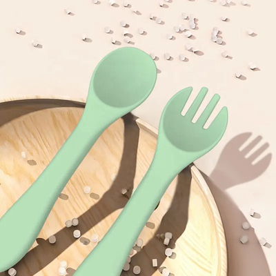 Bifurcación no tóxica y cuchara del producto de la cocina del silicón del bebé prácticas