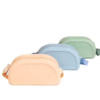 Un buen precio. Caja cosmética del silicón inofensivo reutilizable, bolsa impermeable del maquillaje del silicón en línea