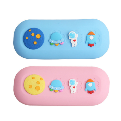 Un buen precio. Bolso de lápiz de silicona de bricolaje Bolso de lápiz grande y lindo para niños Niñas Regalos de Navidad Suministros escolares Niños Portaplumas regalo en línea