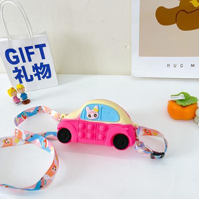 Un buen precio. Bolso de monedas de silicona duradero para automóviles y bolso de maquillaje ligero organizador de papelería perfecto bolso de hombro en línea