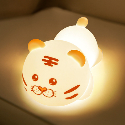 Un buen precio. Cute Tiger Silicone Night Light LED Novedad lámpara de 3 niveles oscurecible de la guardería de la luz nocturna USB Recargable Tiempo de la lámpara de sueño en línea