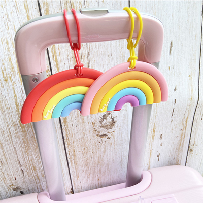 Un buen precio. Colorido dibujo animado Arco iris etiqueta de equipaje de silicona para maletas equipaje equipaje de viaje etiquetas identificadores en línea
